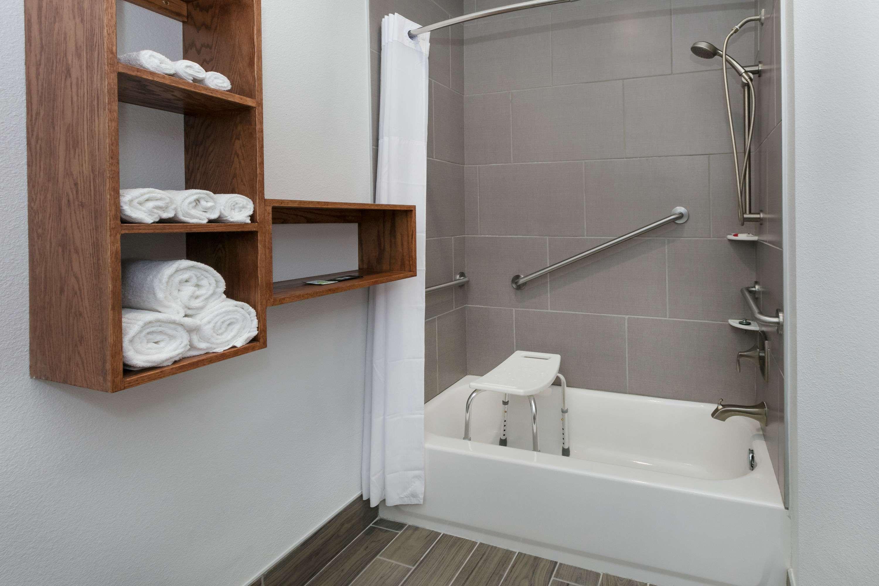 Days Inn & Suites By Wyndham Lubbock Medical Center Exteriér fotografie
