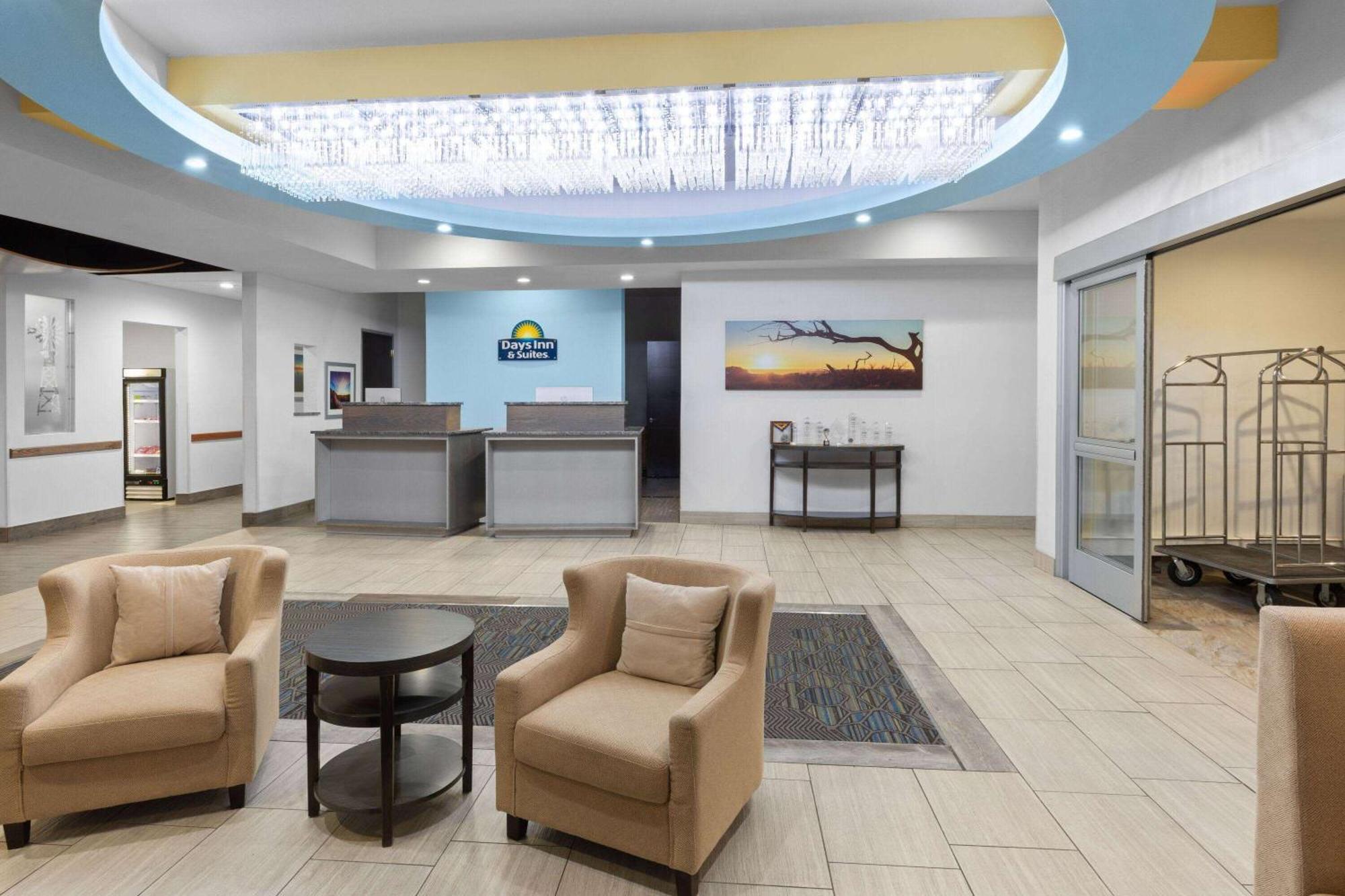 Days Inn & Suites By Wyndham Lubbock Medical Center Exteriér fotografie