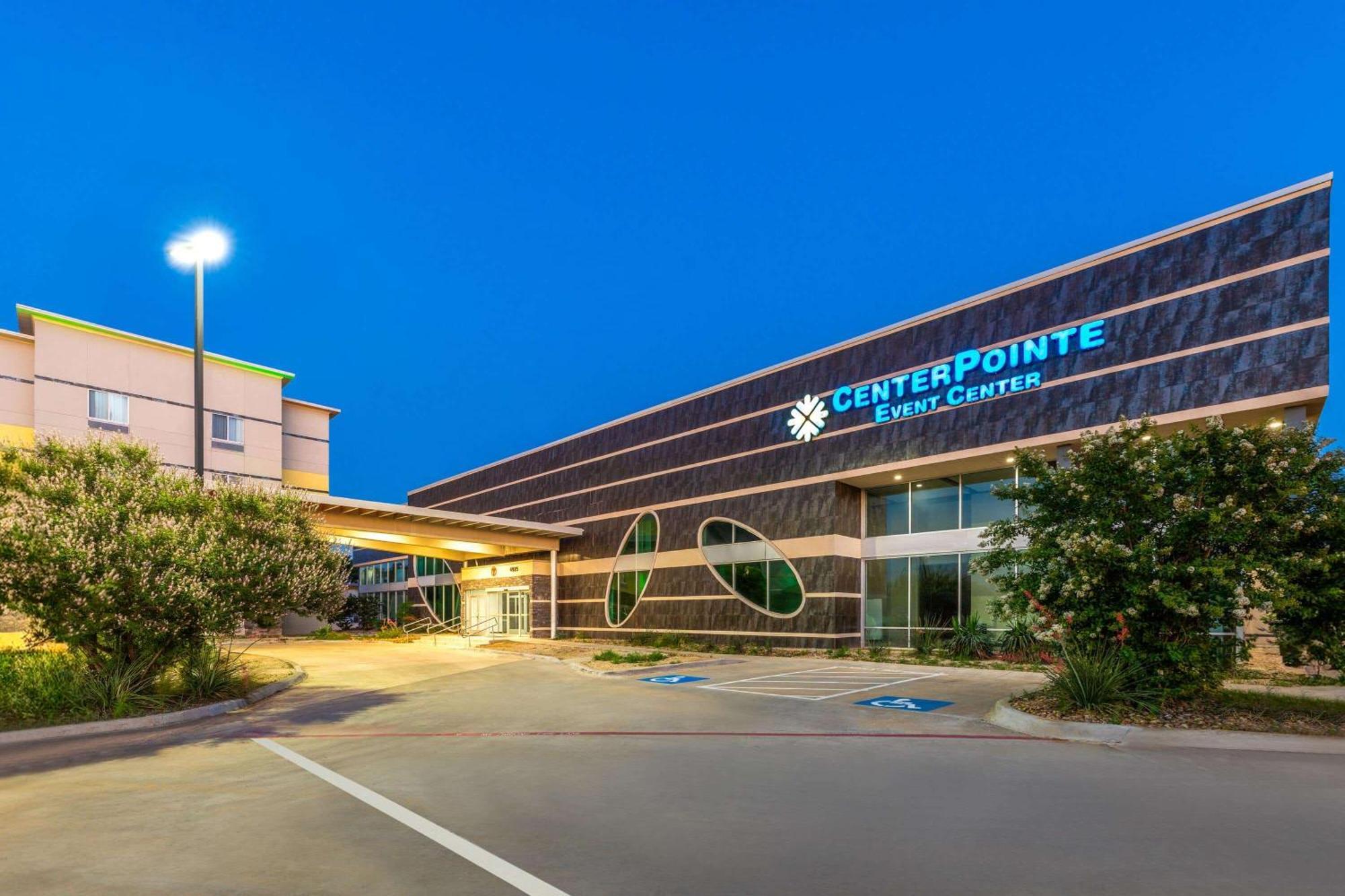 Days Inn & Suites By Wyndham Lubbock Medical Center Exteriér fotografie