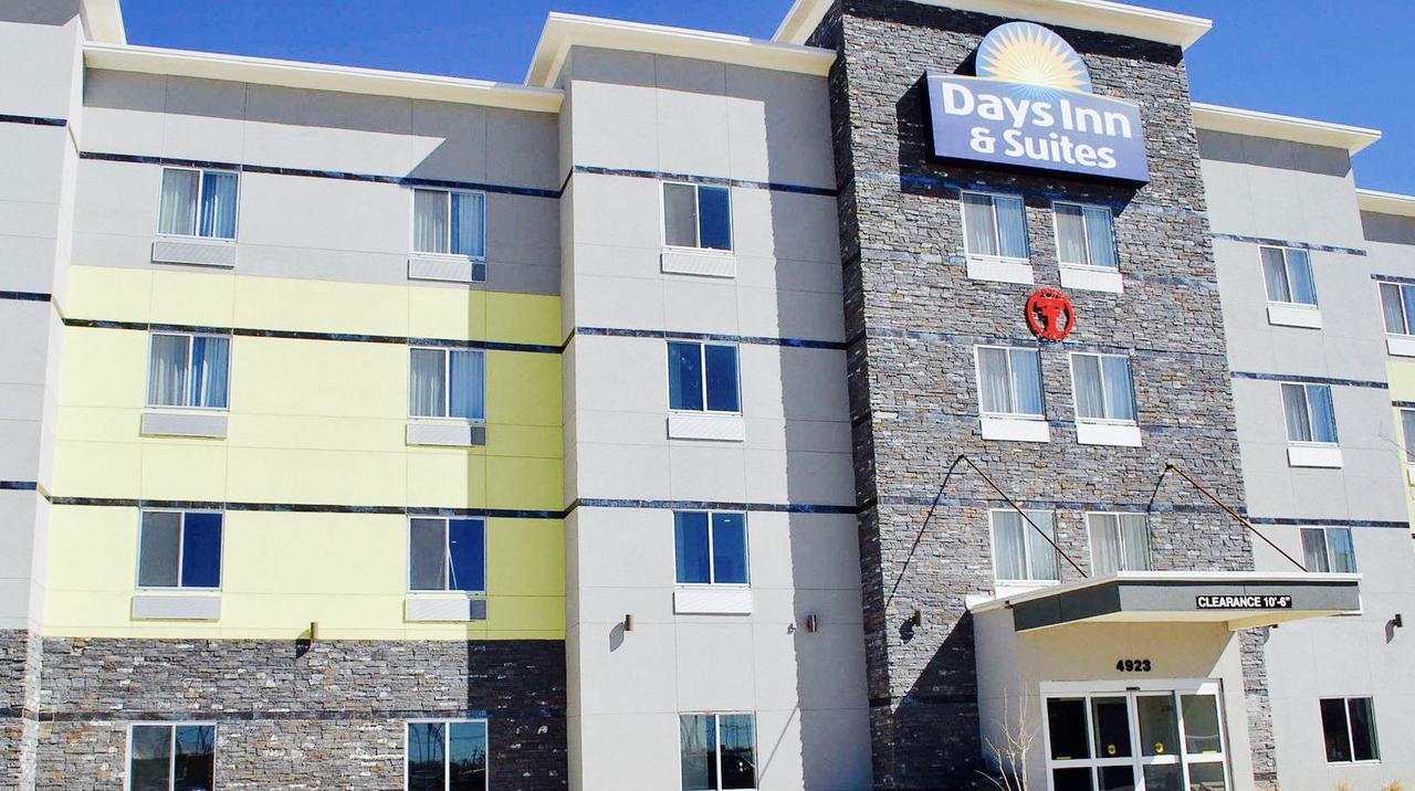 Days Inn & Suites By Wyndham Lubbock Medical Center Exteriér fotografie