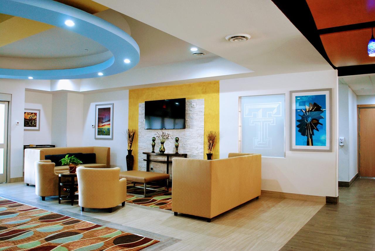 Days Inn & Suites By Wyndham Lubbock Medical Center Exteriér fotografie