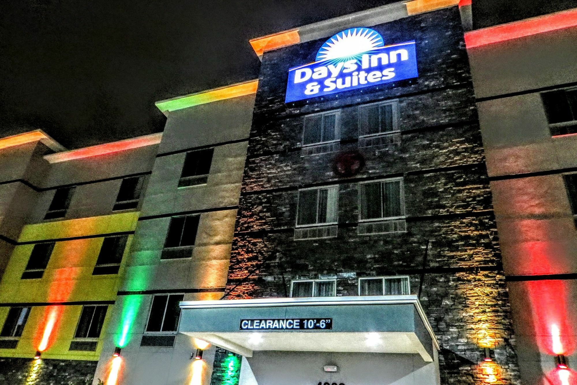 Days Inn & Suites By Wyndham Lubbock Medical Center Exteriér fotografie